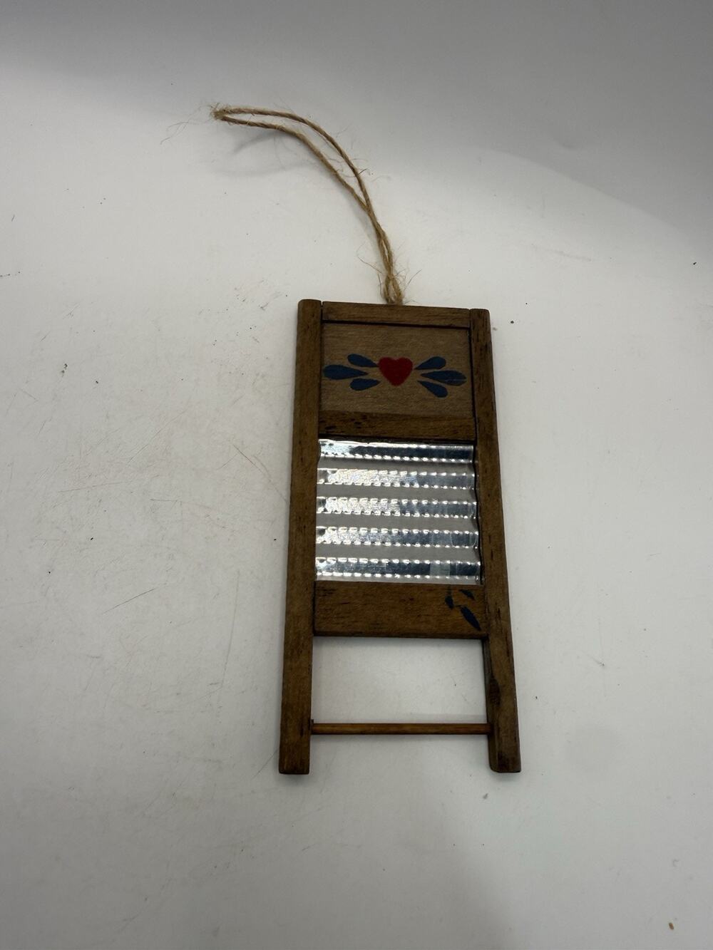 Christmas Ornament Washboard Laundry Santa Holiday *